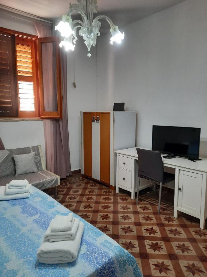 Appartamento Via Filippini Reggio di Calabria Bagian luar foto